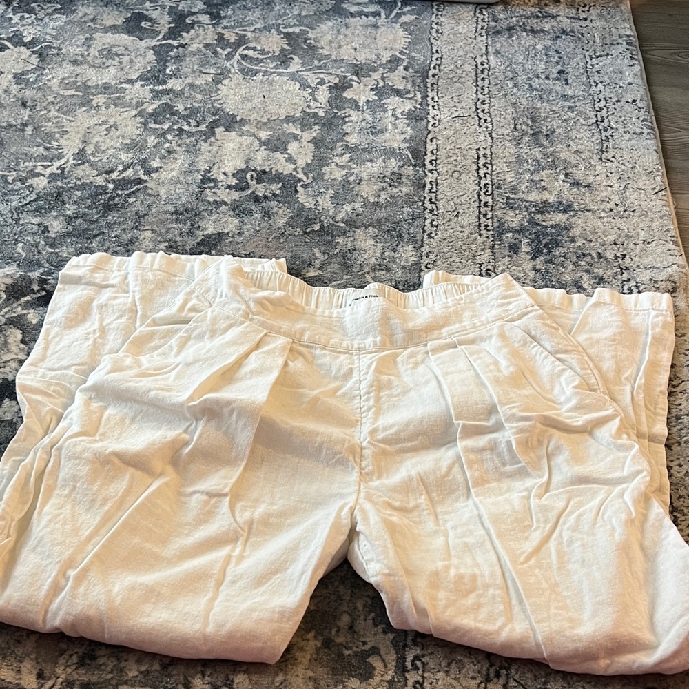 Abercrombie & Fitch Cream Linen Trousers